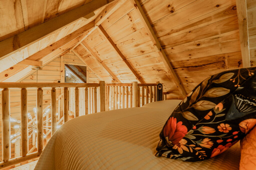 Cabin B loft bedroom in Elizabethton, Tennessee