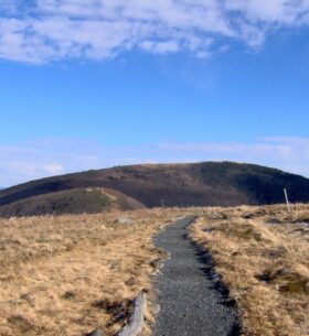 Round Bald looking east along the Appalachian Trail near Carvers Gap